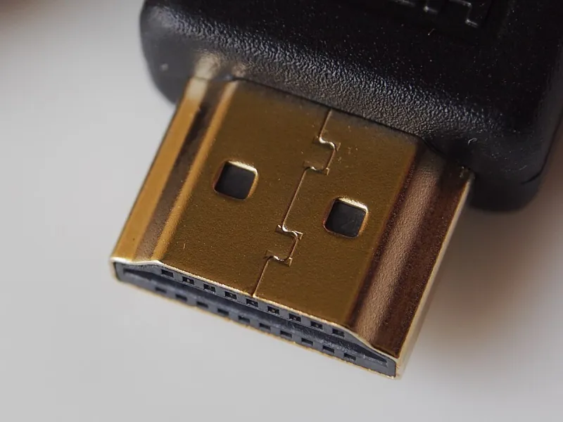 The $3 Cable Destroying Your $200 Projector Setup: HDMI 2.1 Signal Integrity Explained